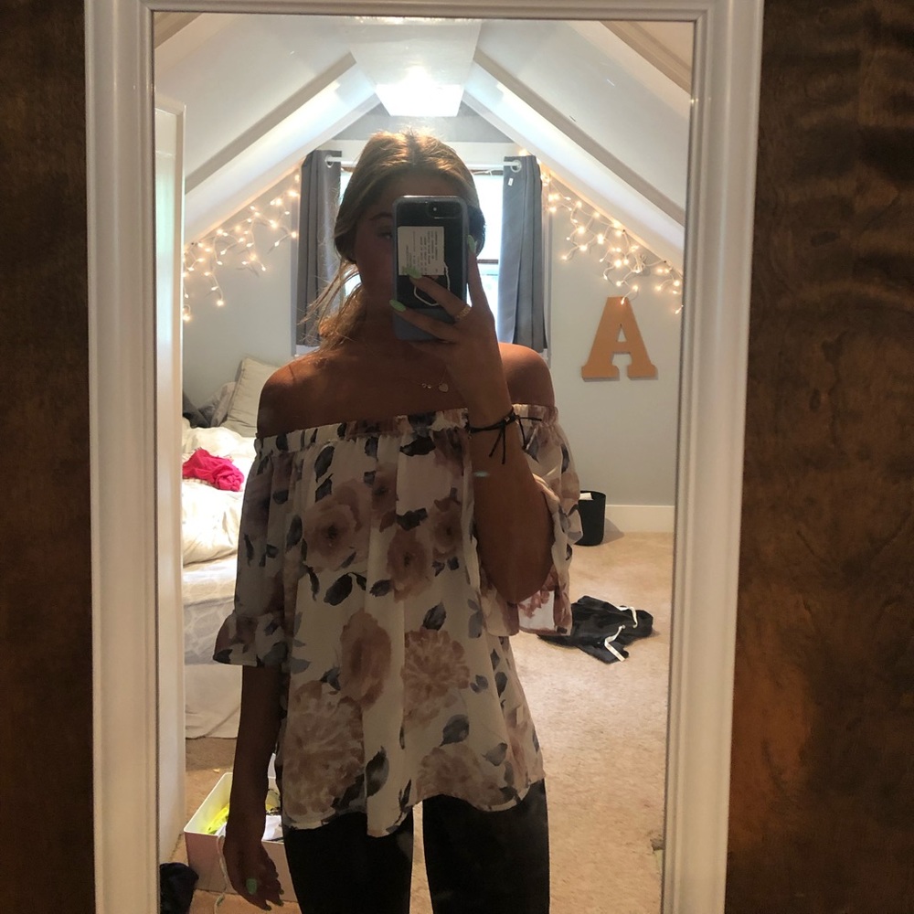 floral top